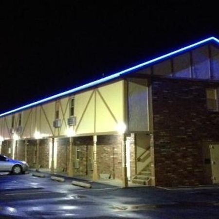 Economy Express Inn Henryetta Экстерьер фото